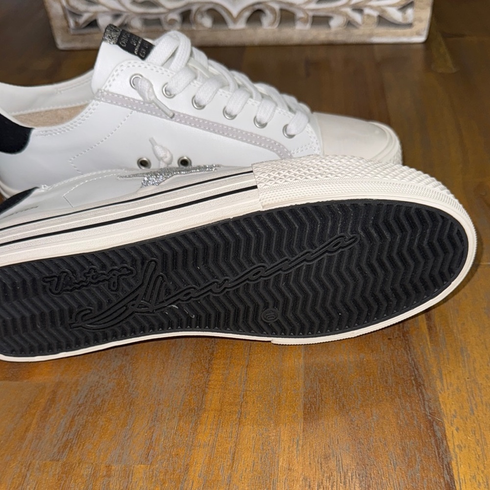 White Women’s Sneakers - Picture 15 of 17